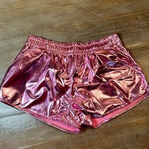 ⭐️Metallic pink elastic waist shorts with pockets
